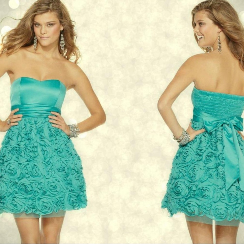 XOXO AQUA ROSETTE AND BOW STRAPLESS‎ MINI COCKTAIL DRESS Holiday Party SIZE 3